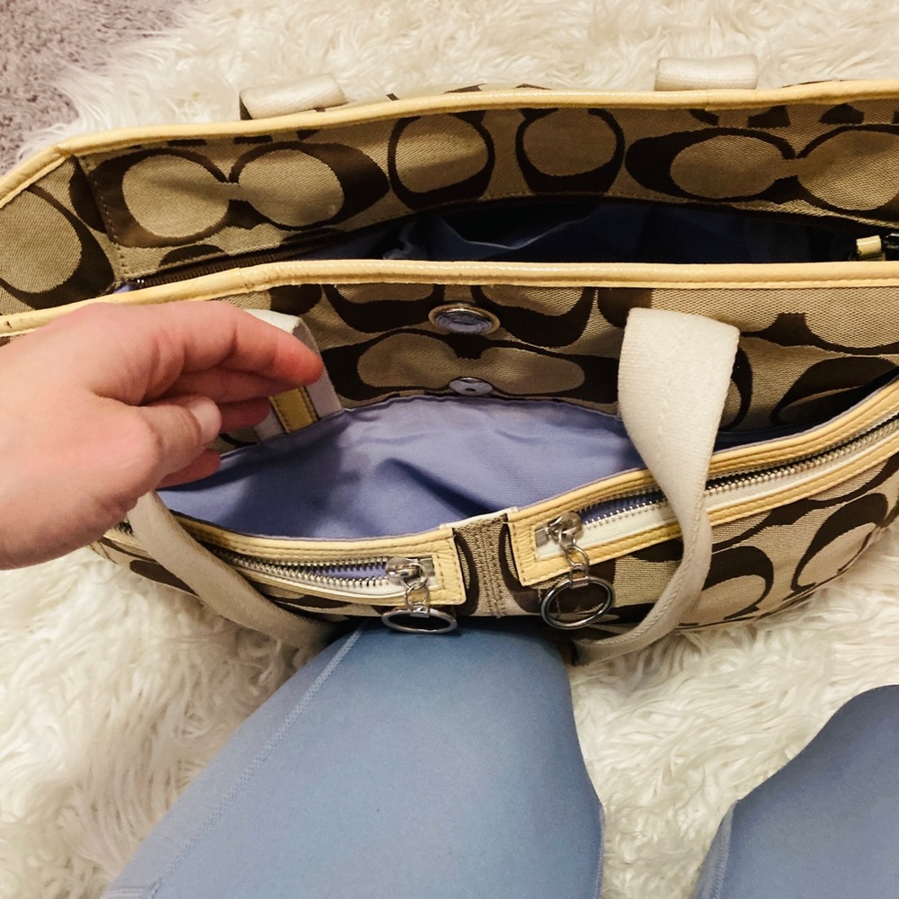 Coach diaper bag - Picture 3 of 9